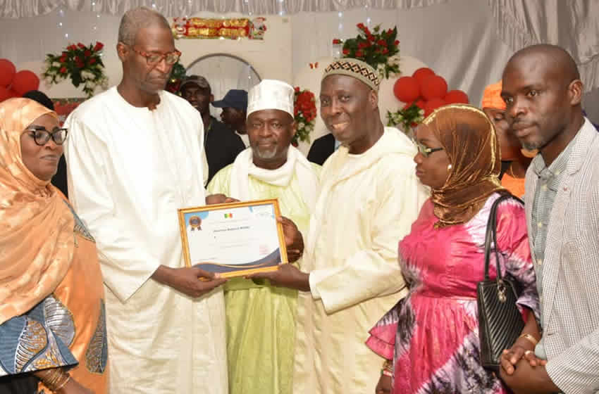 La Ville de Rufisque honore ses retraités 2024–2025